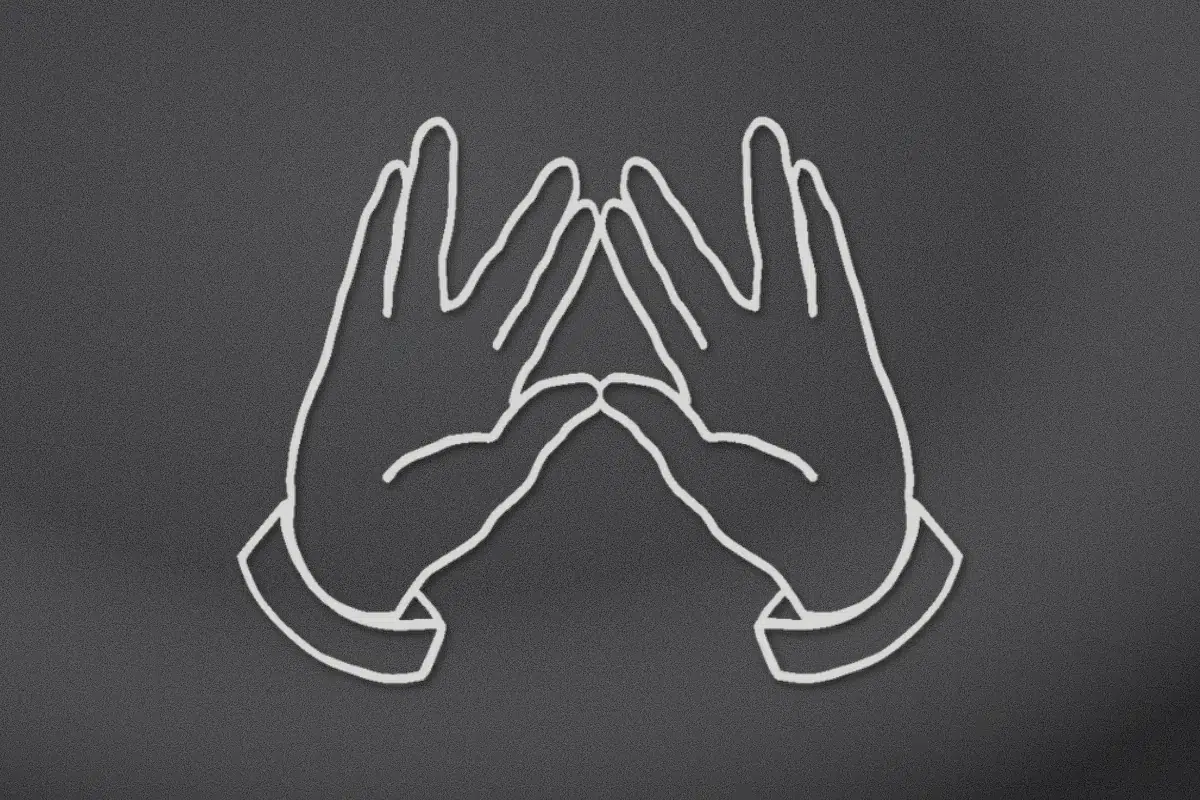 Hands of the Kohanim with fingers parted in pairs engraved on black granite
